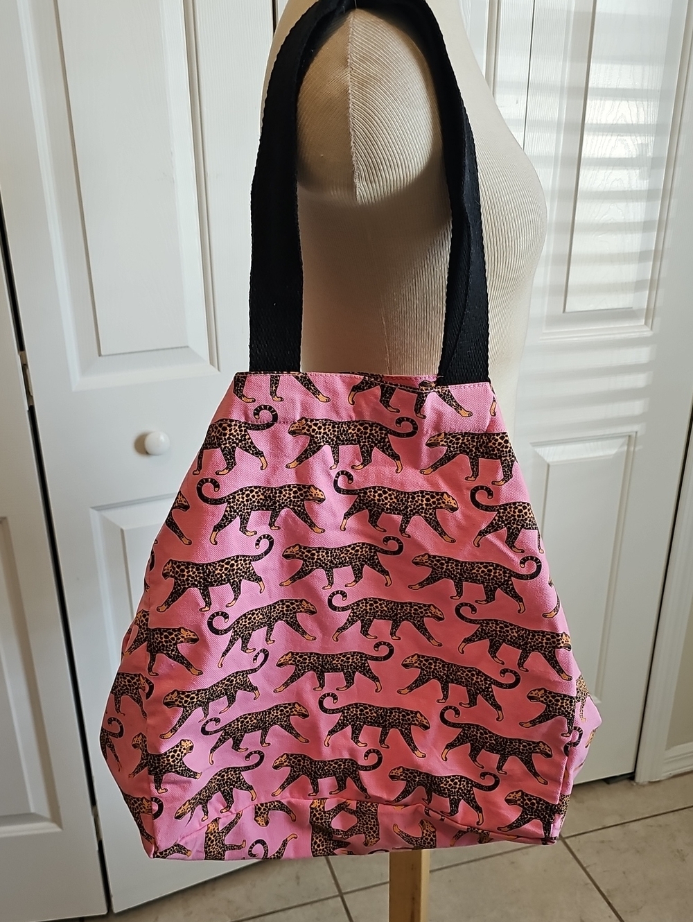 Lepored Tote Bag. 100% Cotton. Clean.